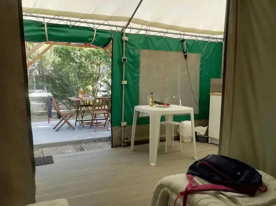 Camping 3 Etoiles - Piscine - Cbgcaia Buis-les-Baronnies Campsite