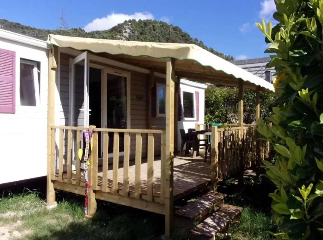 Campsite Camping 3 Etoiles - Piscine - Cbgcaia Buis-les-Baronnies